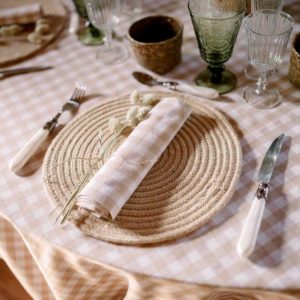 Servilleta vichy beige y blanco