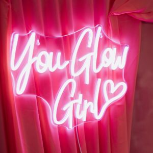 Neón You Glow Girl